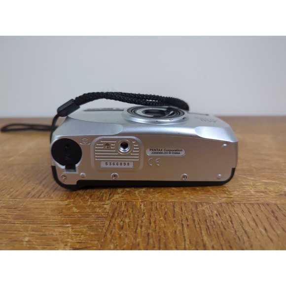 Pentax - Espio 115V - Silver 38mm-115mm Point & Shoot 35mm Film Camera - Tested - Picture 9 of 9